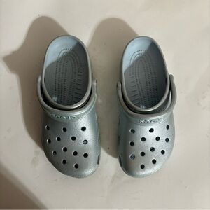 Crocs size M6 W 8